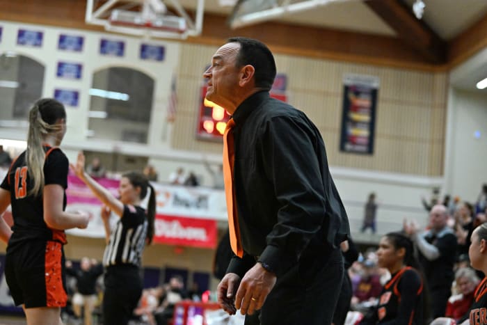 a Silverton Crater 5A Oregon girls basketball final 2024 Leon Neuschwander 5